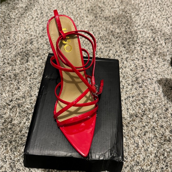patent faux leather red strappy open toe heels - Picture 4 of 4
